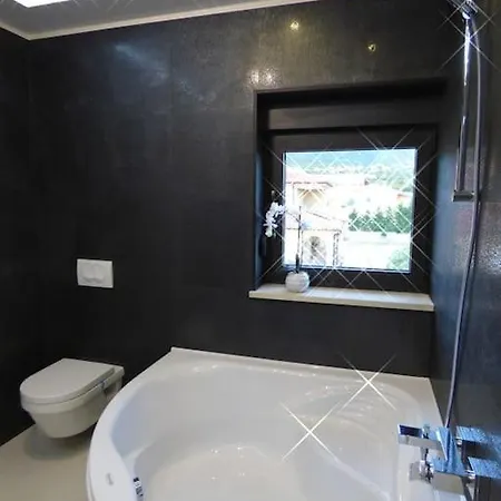 Martina Bellevue Villa *