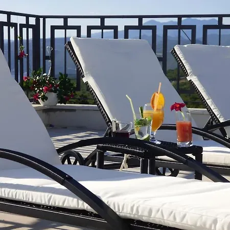 Martina Bellevue Villa *