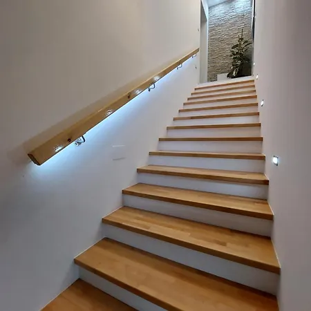 Martina Bellevue * Šmrika