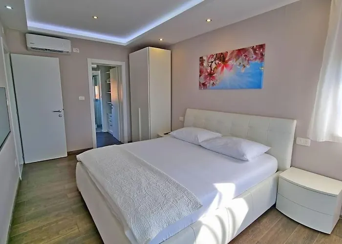 Martina Bellevue Villa